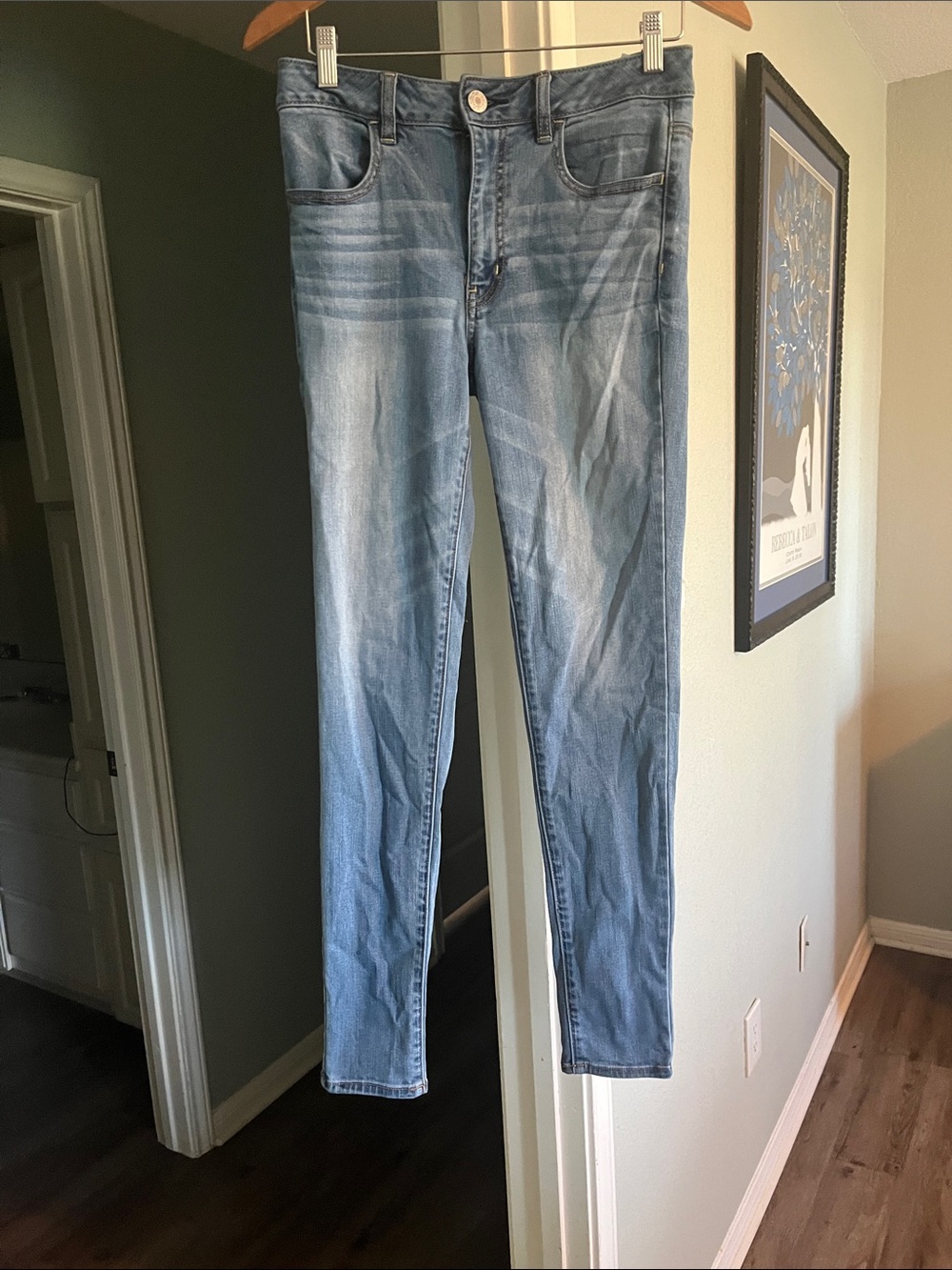 American Eagle Outfitters Light Blue Skinny Jeans